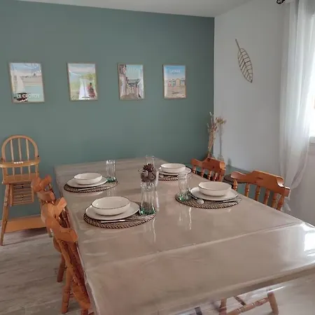 Maison Au Bord De La Baie. *
